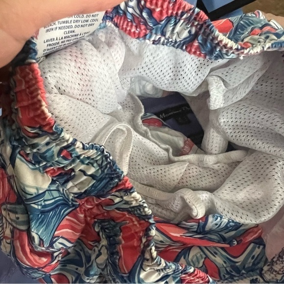 Vineyard Vines 2T  Marlin & Starfish Chappy Trunks - Picture 2 of 7